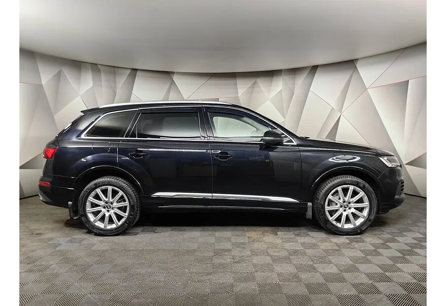 Audi Q7 3.0 TDI Tiptronic quattro (249 л.с.) Черный в АВИЛОН. Слайд №6