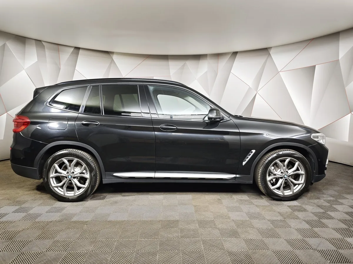 BMW X3 xDrive25d AT (231 л.с.) Черный в АВИЛОН. Слайд №5