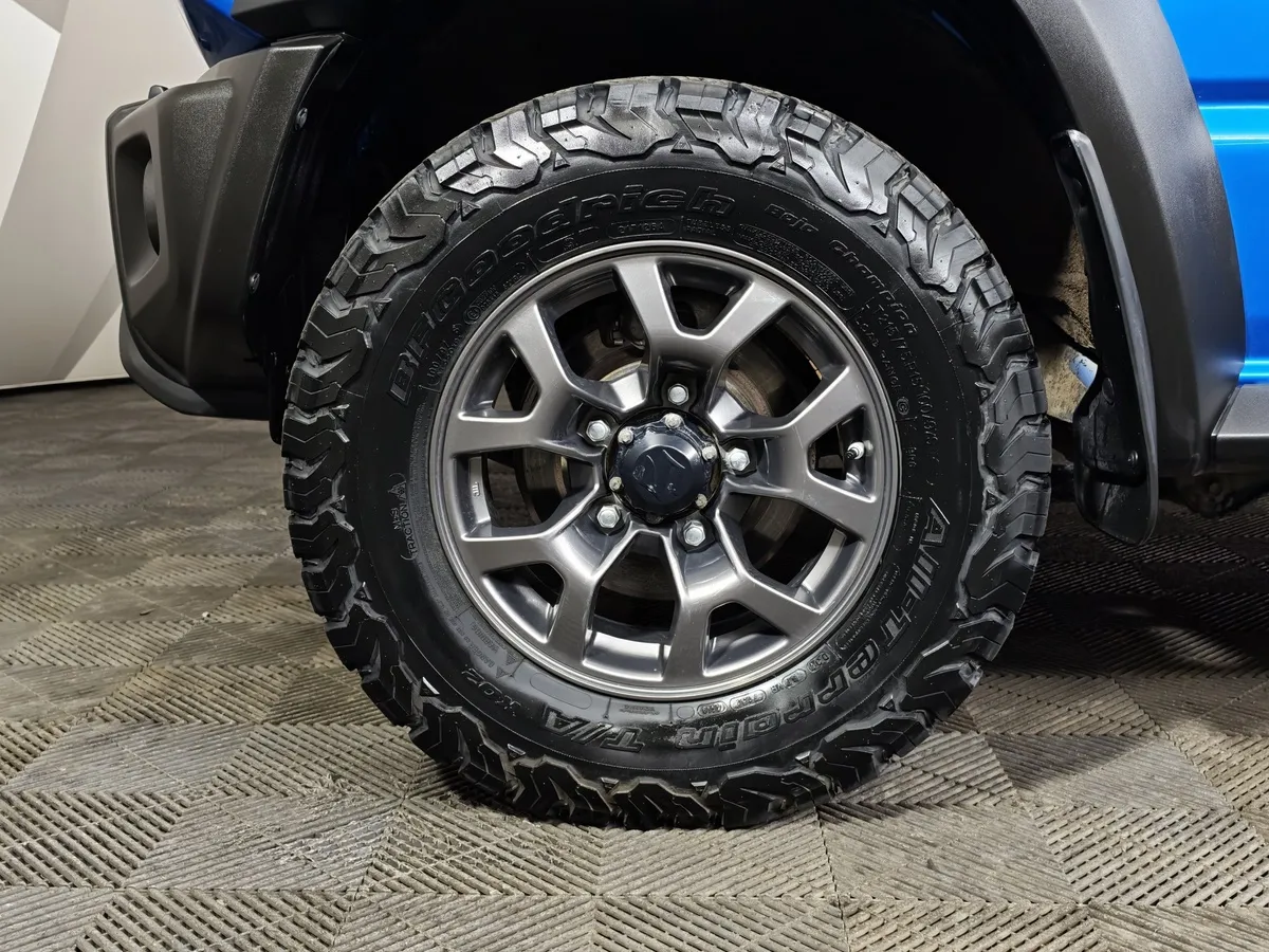 Suzuki Jimny 1.5 AT AWD (102 л.с.) GLX Синий в АВИЛОН. Слайд №9