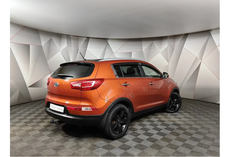 Kia Sportage 2.0 AT 4WD (150 л.с.) Luxe Оранжевый в АВИЛОН. Слайд №2