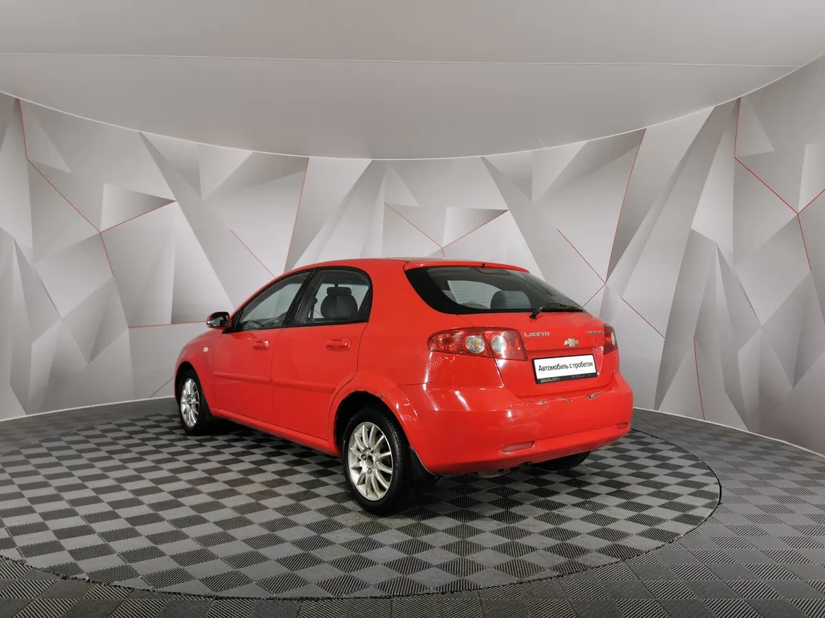 Chevrolet Lacetti 1.6 MT (109 л.с.) Красный в АВИЛОН. Слайд №4