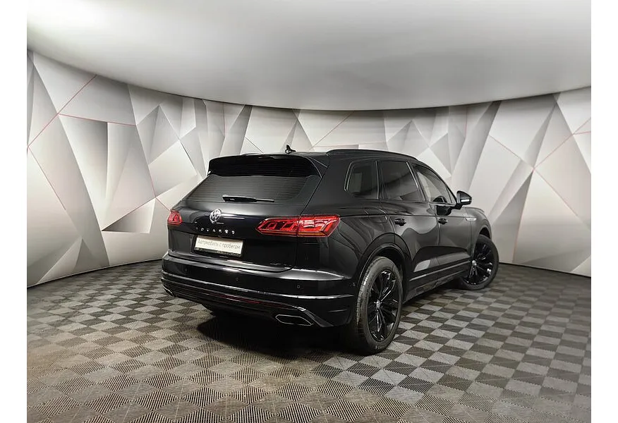 АВИЛОН - Volkswagen Touareg 3.0 V6 TDI Tiptronic 4Motion (249 л.с.) R-Line Черный - slide 7