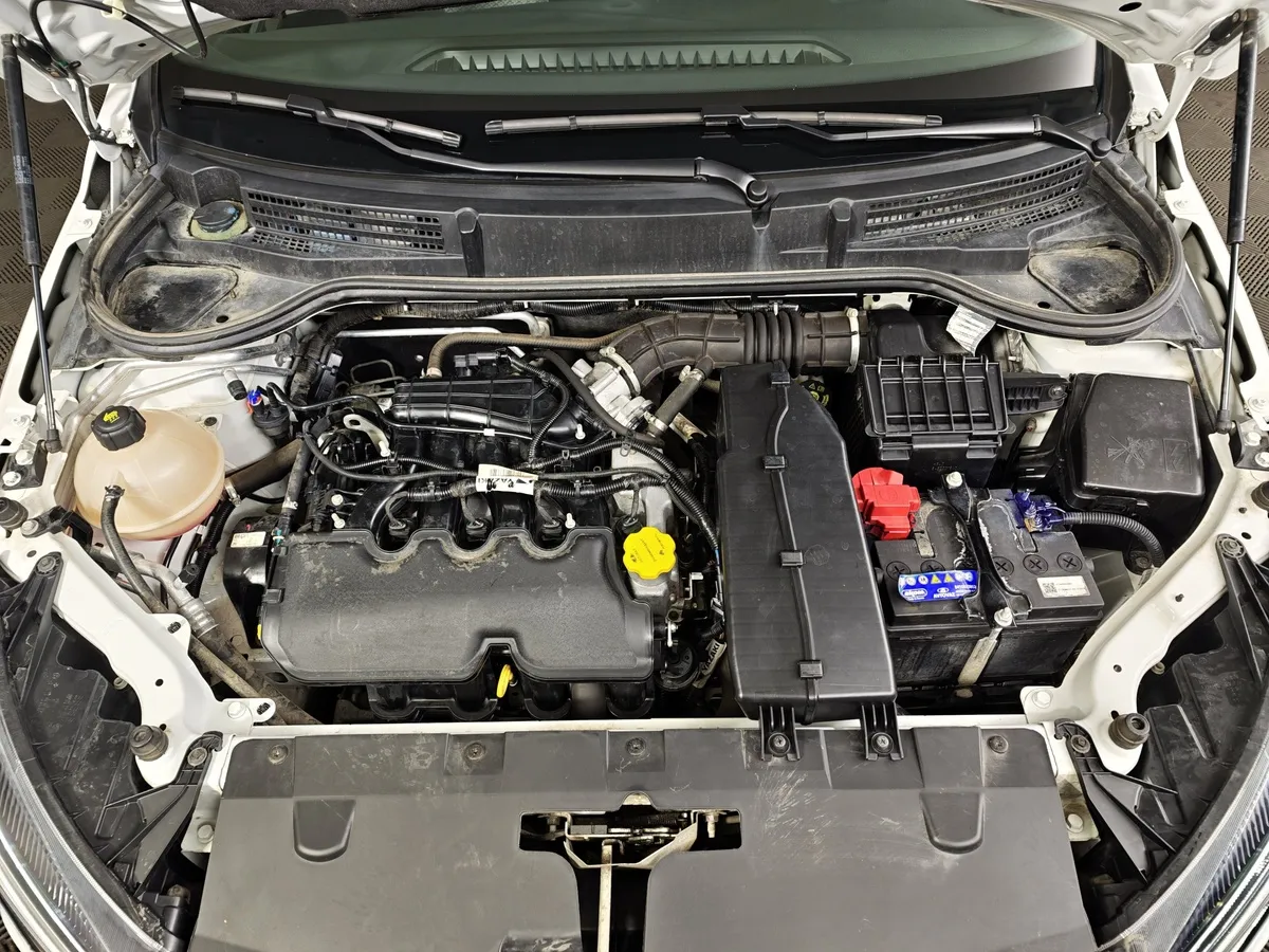 ВАЗ (Lada) Vesta 1.6 MT (106 л.с.) Белый в АВИЛОН. Слайд №11