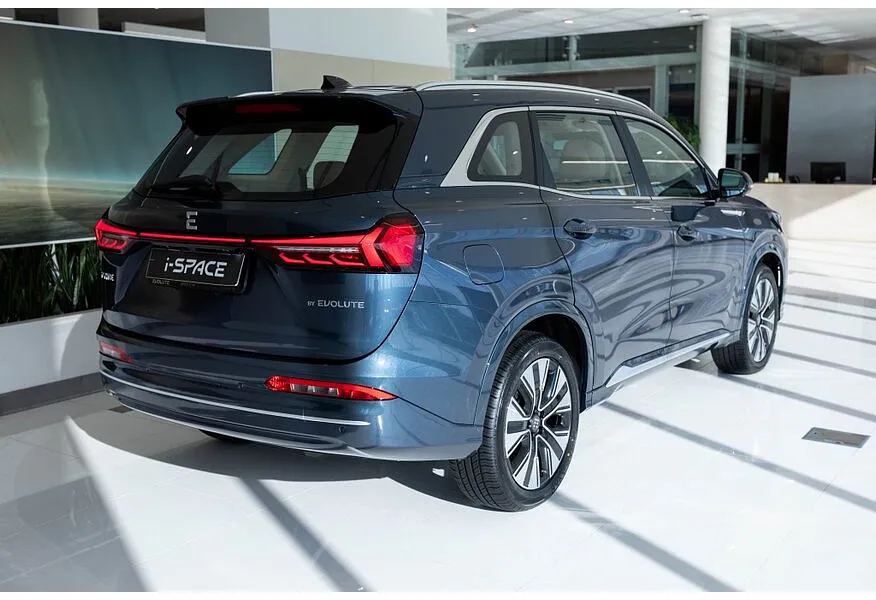 EVOLUTE i-SPACE 1.5 CVT (218 л.с.) (5 мест) Серый в АВИЛОН. Слайд №7