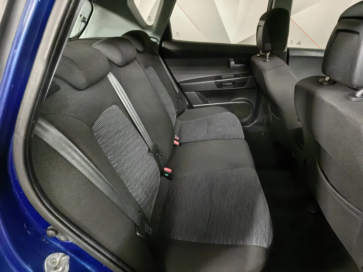 Kia Ceed 2.0 AT (143 л.с.) Синий в АВИЛОН. Слайд №15