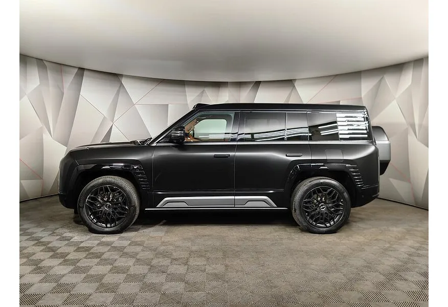 BYD Yangwang U8 2.0T PHEV AT AWD (1197 л.с.) Deluxe Edition Черный в АВИЛОН. Слайд №5