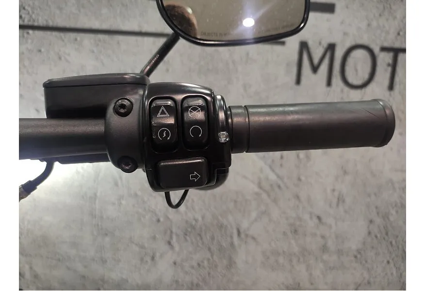 LIVE. Слайд №10