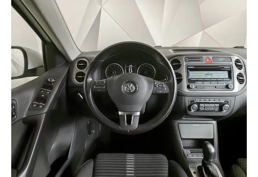 Volkswagen Tiguan 2.0 TSI 4Motion AT (170 л.с.) Sport&Style Белый в АВИЛОН. Слайд №20