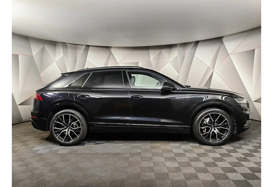 LIVE. Слайд №4