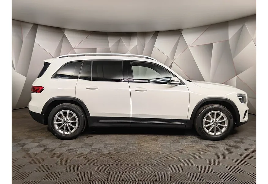 Mercedes-Benz GLB 200 d 8G-DCT 4MATIC (150 л.с.) Style Белый в АВИЛОН. Слайд №6