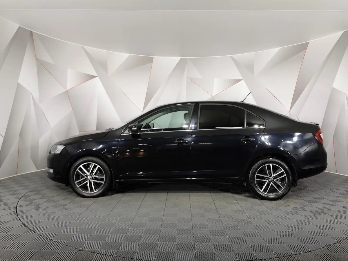 Skoda Rapid 1.4 TSI DSG (125 л.с.) Active Черный в АВИЛОН. Слайд №5