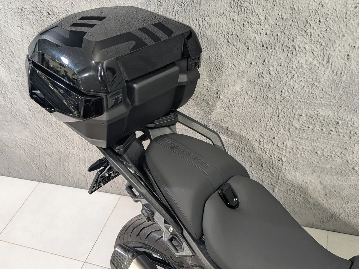 BMW Motorrad R 1300 RS 1300 см³ (145 л.с.) (145) 1300 Черный в АВИЛОН. Слайд №8