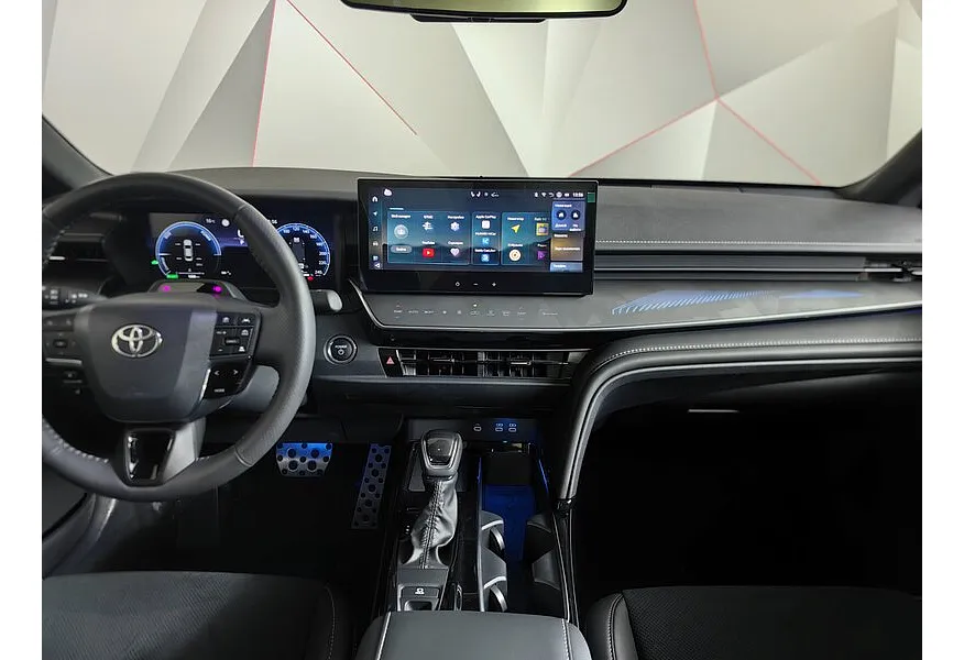Toyota Camry 2.0h CVT (197 л.с.) Sport Plus Черный в АВИЛОН. Слайд №15