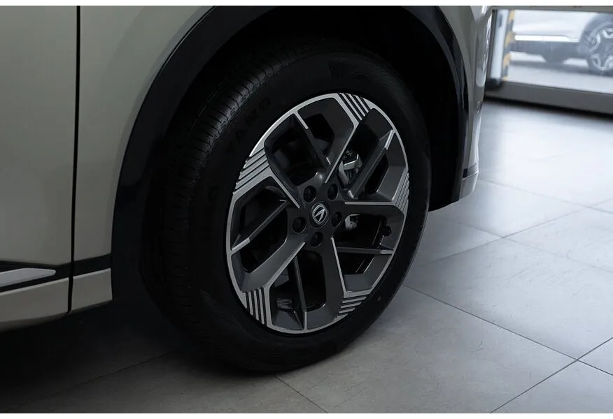 Changan CS75PLUS 2.0 AT 4WD (235 л.с.) Tech Коричневый в АВИЛОН. Слайд №18
