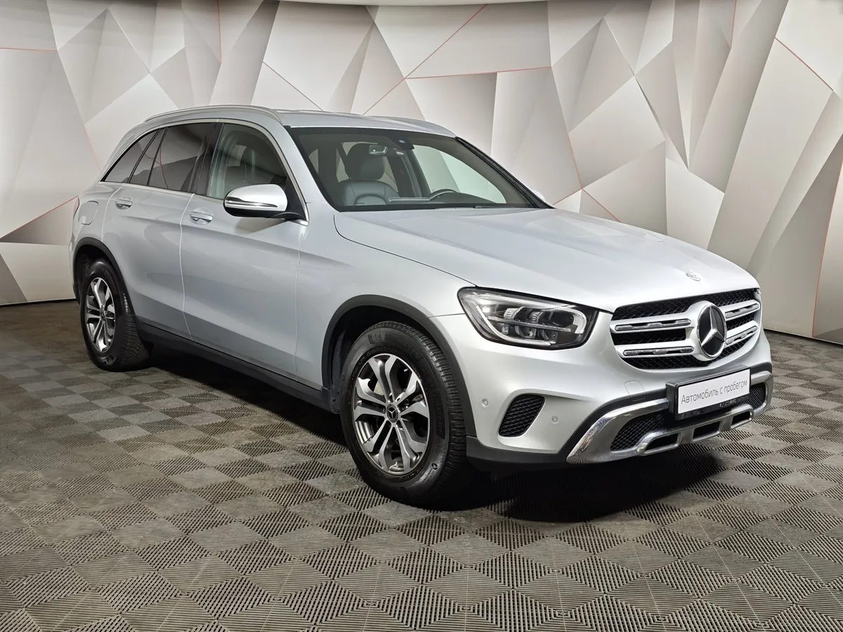 Mercedes-Benz GLC 220 d 9G-TRONIC 4MATIC (194 л.с.) Premium (Локальная сборка) Серебристый в АВИЛОН. Слайд №3
