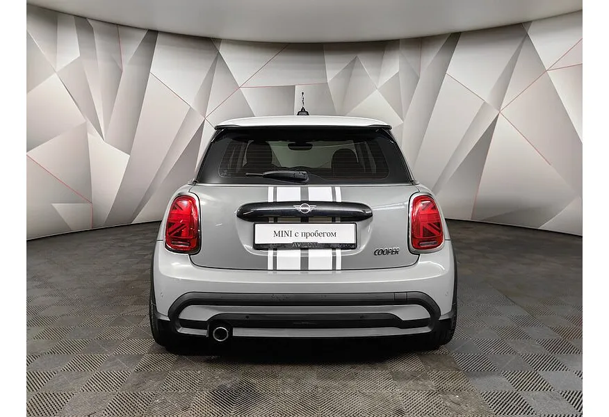 LIVE. Слайд №5