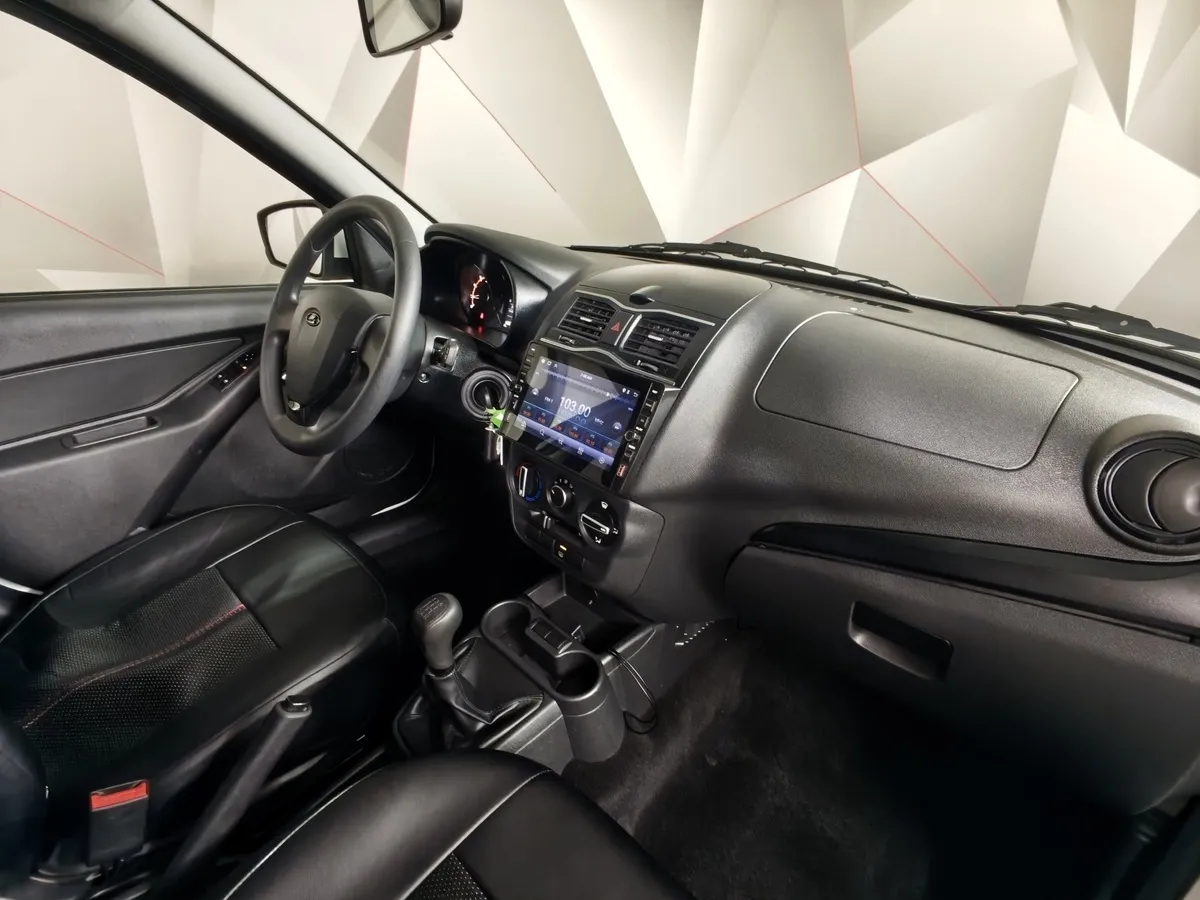 ВАЗ (Lada) Granta 1.6 MT 8кл (87 л.с.) Белый в АВИЛОН. Слайд №13