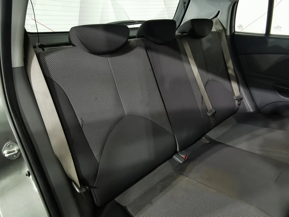Kia Rio 1.4 AT (97 л.с.) Classic Серебристый в АВИЛОН. Слайд №15
