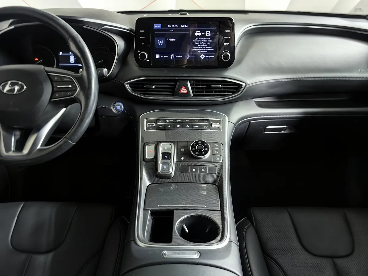 Hyundai Santa Fe 2.2 CRDi AWD 8AT (200 л.с.) Lifestyle Черный в АВИЛОН. Слайд №15