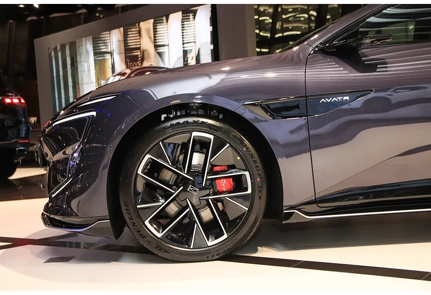 Avatr 12 AT 4WD (578 л.с.) Dual Motor Dynamic Фиолетовый в АВИЛОН. Слайд №9 Avatr 12 AT 4WD (578 л.с.) Dual Motor Dynamic Фиолетовый в АВИЛОН. Слайд №9