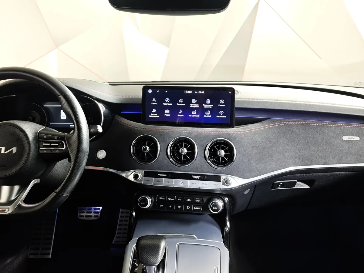 Kia Stinger 2.0 AT AWD (247 л.с.) GT Line Синий в АВИЛОН. Слайд №15