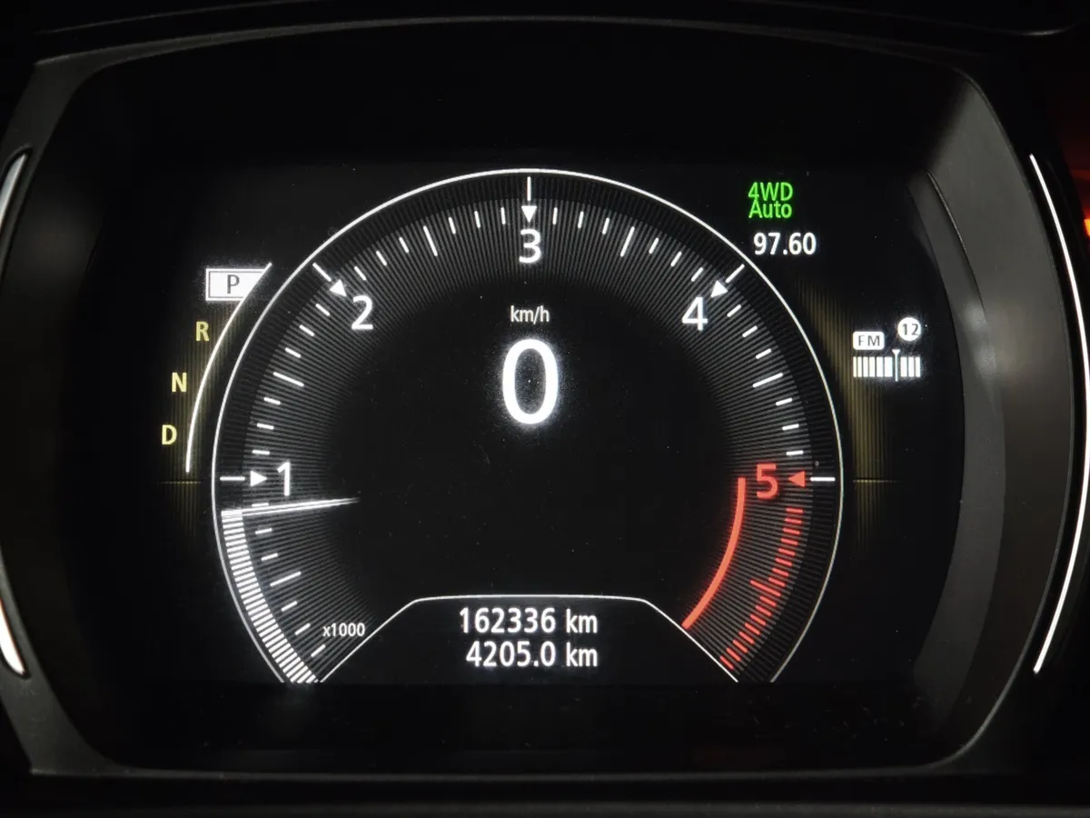 Renault Koleos 2.0 dCi AT 4x4 (150 л.с.) Черный в АВИЛОН. Слайд №18