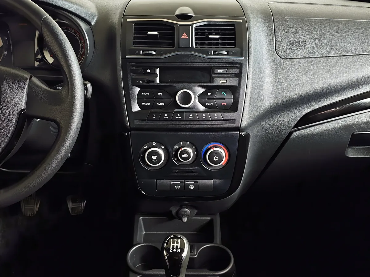 ВАЗ (Lada) Granta 1.6 MT (106 л.с.) Золотой в АВИЛОН. Слайд №15