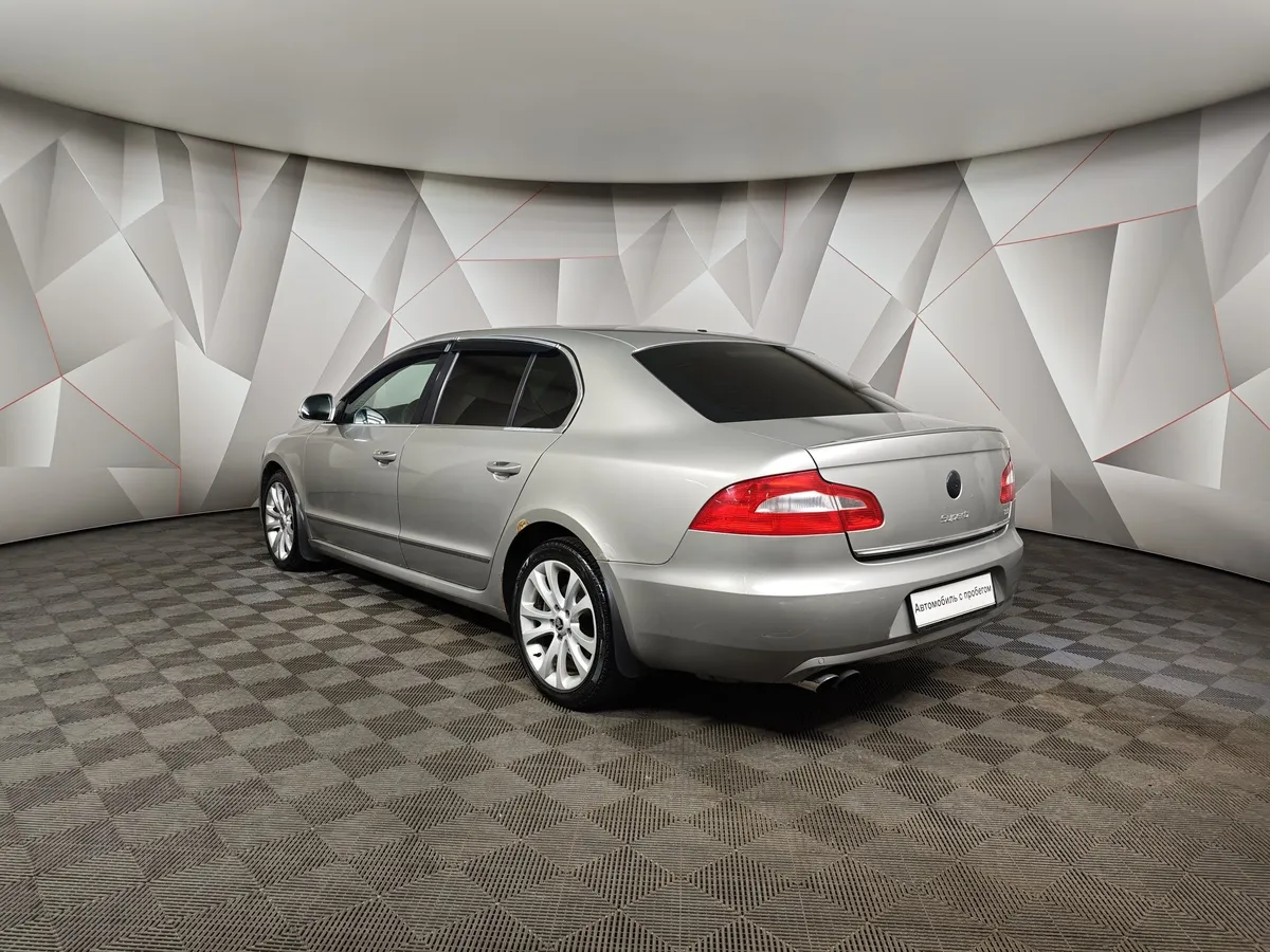 Skoda Superb 1.8 TSI AT (152 л.с.) Бежевый в АВИЛОН. Слайд №4