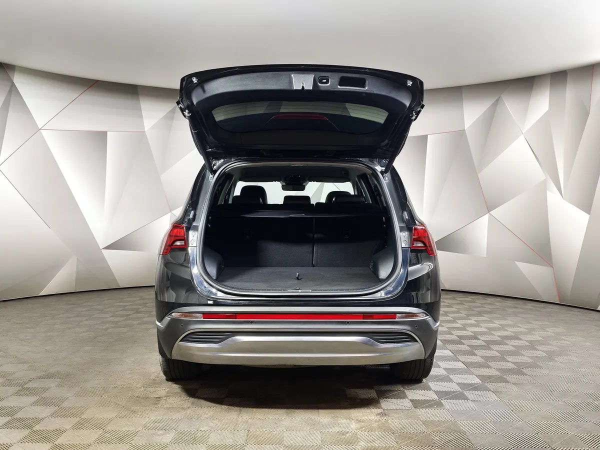 Hyundai Santa Fe 2.5 AWD 6AT (180 л.с.) High-Tech Черный в АВИЛОН. Слайд №12