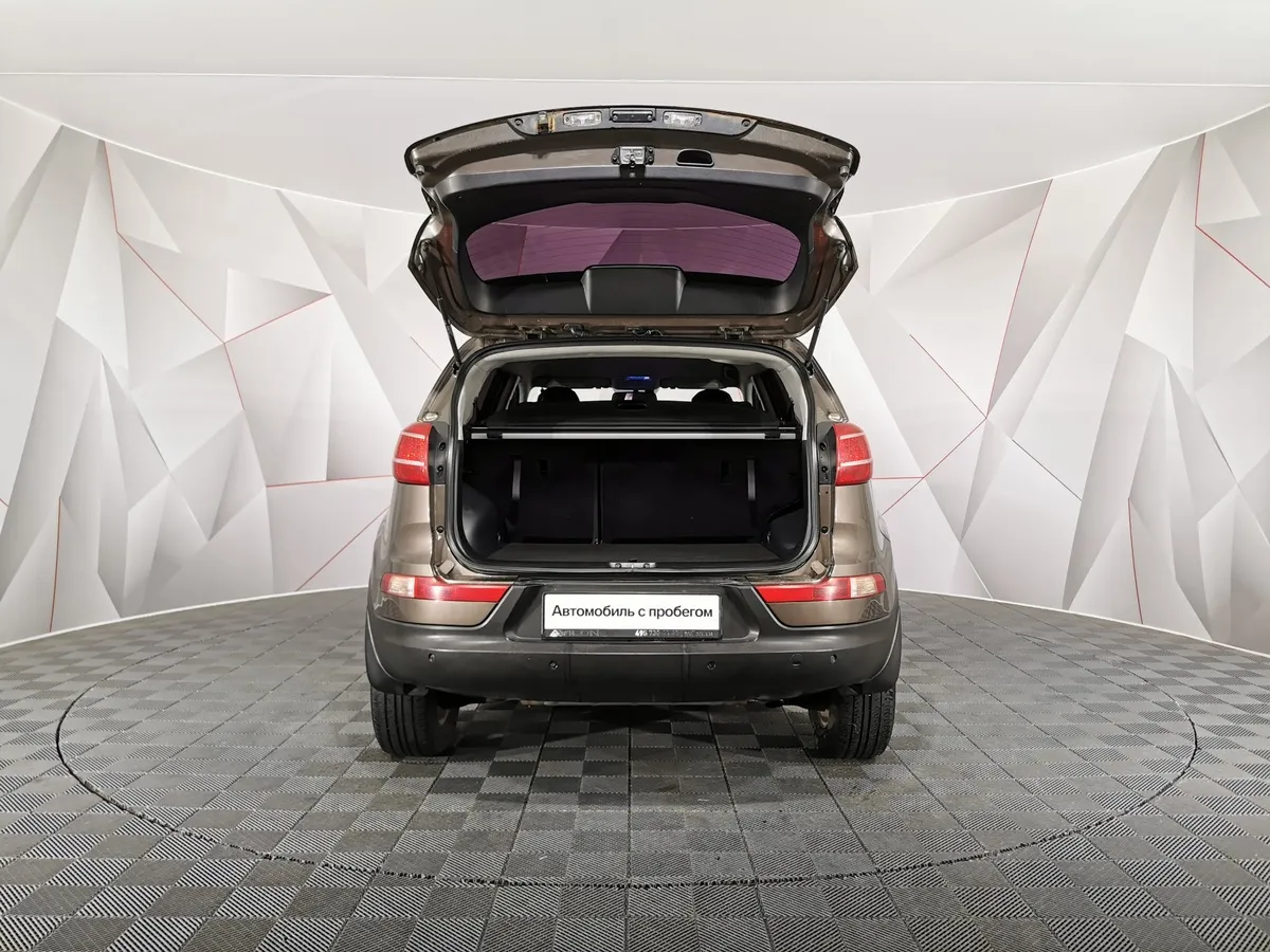 Kia Sportage 2.0 AT 4WD (150 л.с.) Luxe Коричневый в АВИЛОН. Слайд №10