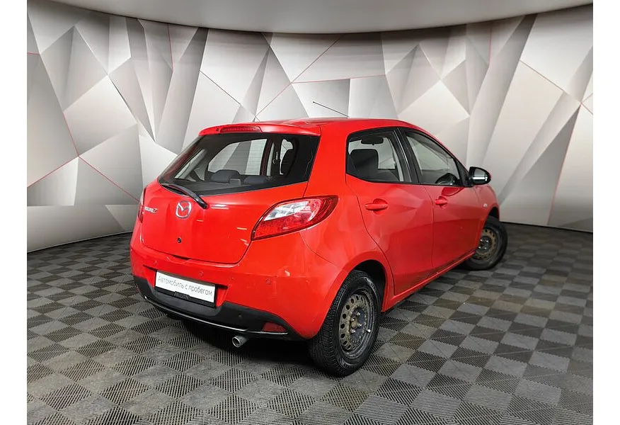 LIVE. Слайд №8