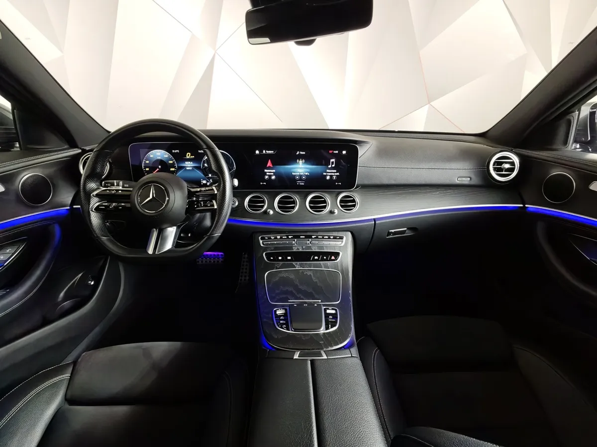 Mercedes-Benz E-Класс E 200 4MATIC 9G-TRONIC (197 л.с.) Sport Серый в АВИЛОН. Слайд №14