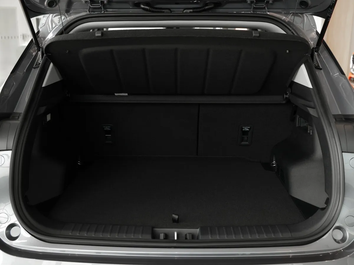 Tenet Plus L4 1.5T 6DCT 2WD (147 л.с.) Элегант Серый в АВИЛОН. Слайд №15