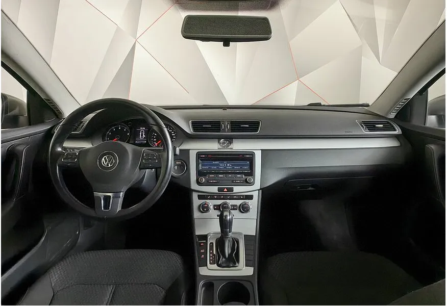 Volkswagen Passat 1.4 TSI BlueMotion DSG (125 л.с.) Trendline Серый в АВИЛОН. Слайд №14
