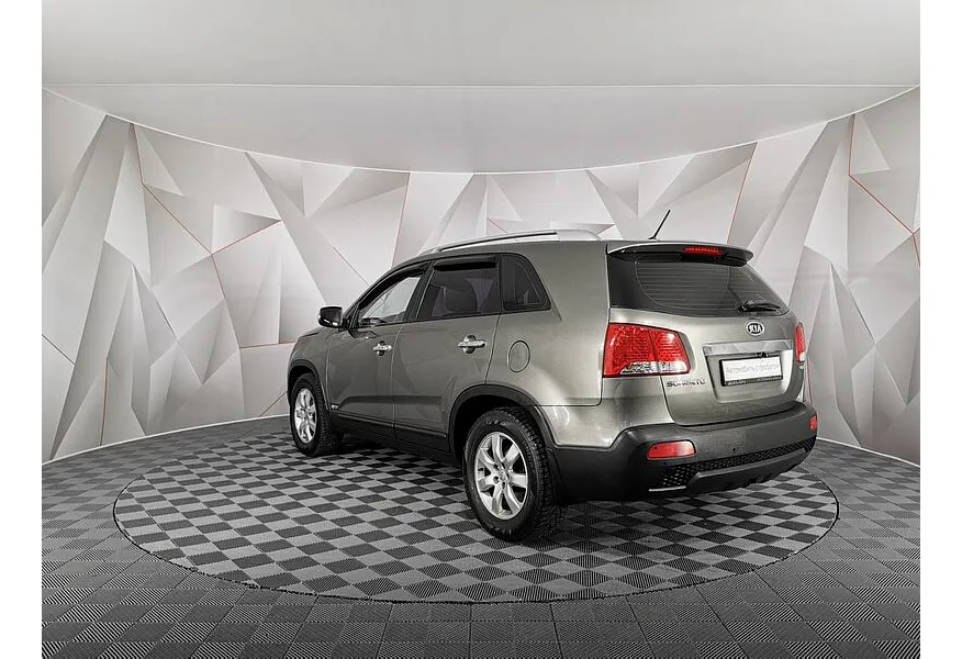 Kia Sorento 2.2 CRDi AT AWD (200 л.с.) Серебристый в АВИЛОН. Слайд №4