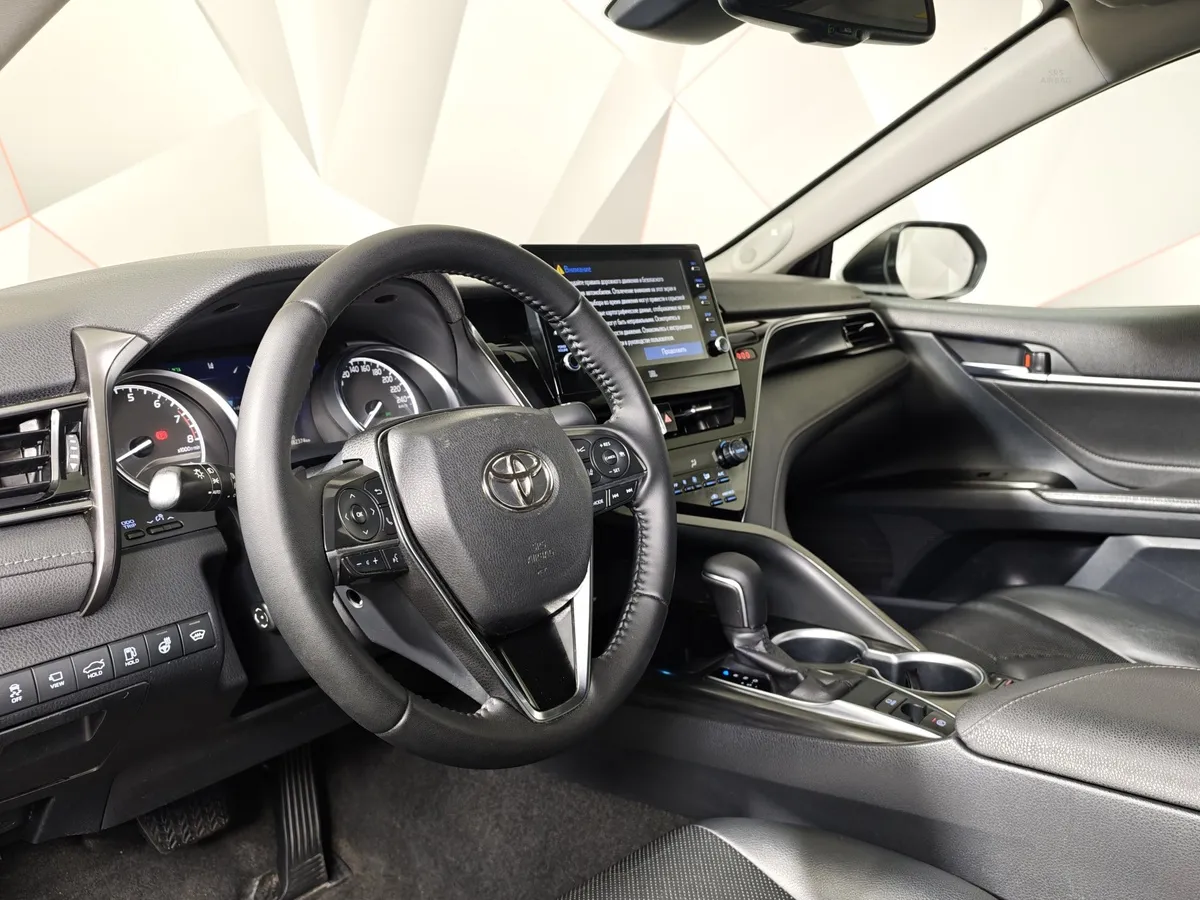 Toyota Camry 3.5 AT (249 л.с.) Белый в АВИЛОН. Слайд №19