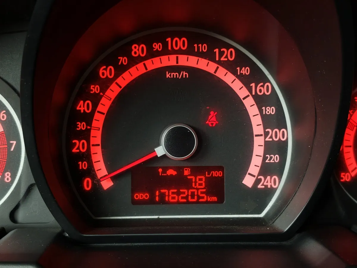Kia Ceed 1.6 MT (129 л.с.) Comfort Серебристый в АВИЛОН. Слайд №16