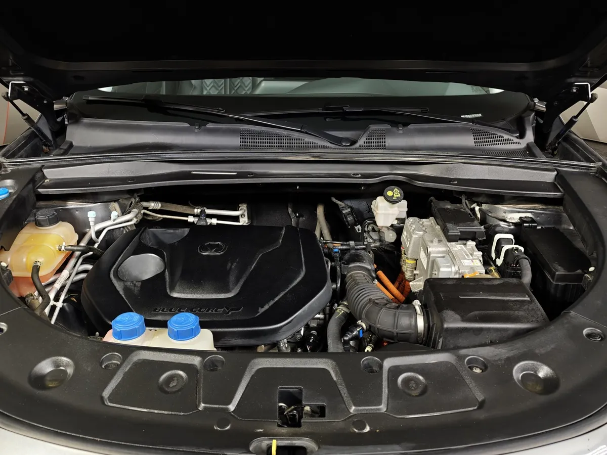 Changan UNI-K iDD 1.5T AT (316 л.с.) Premium Серый в АВИЛОН. Слайд №10
