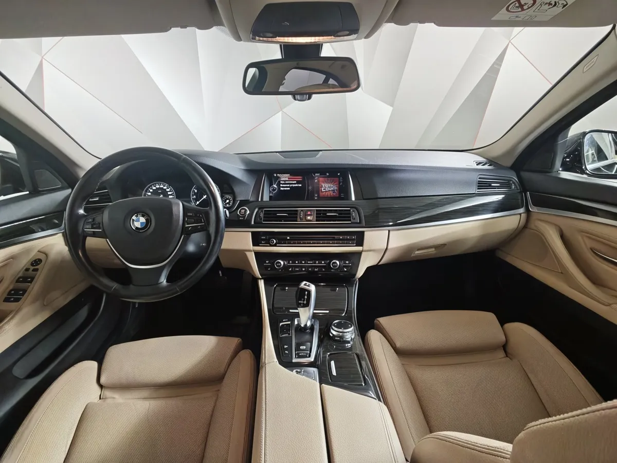 BMW 5 серия 528i xDrive Steptronic (245 л.с.) Черный в АВИЛОН. Слайд №11