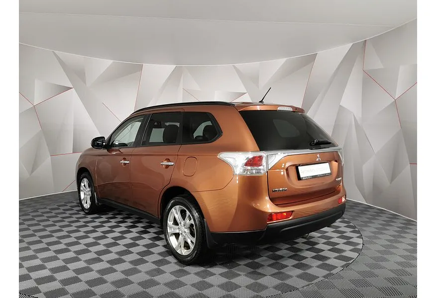 LIVE. Слайд №7