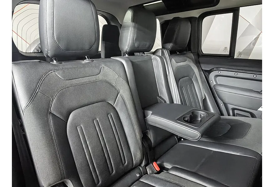 АВИЛОН - Land Rover Defender 2.0 TD AT (200 л.с.) S Черный - slide 11