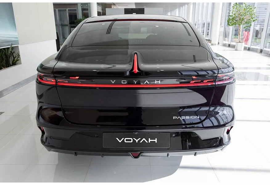 Voyah Passion 1.5 AT AWD (530 л.с.) Executive Черный в АВИЛОН. Слайд №4