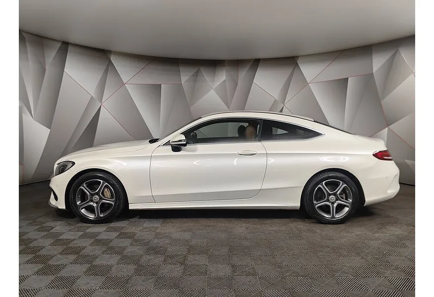 Mercedes-Benz C-Класс C 200 4Matic 9G-Tronic (184 л.с.) Особая серия Белый в АВИЛОН. Слайд №5