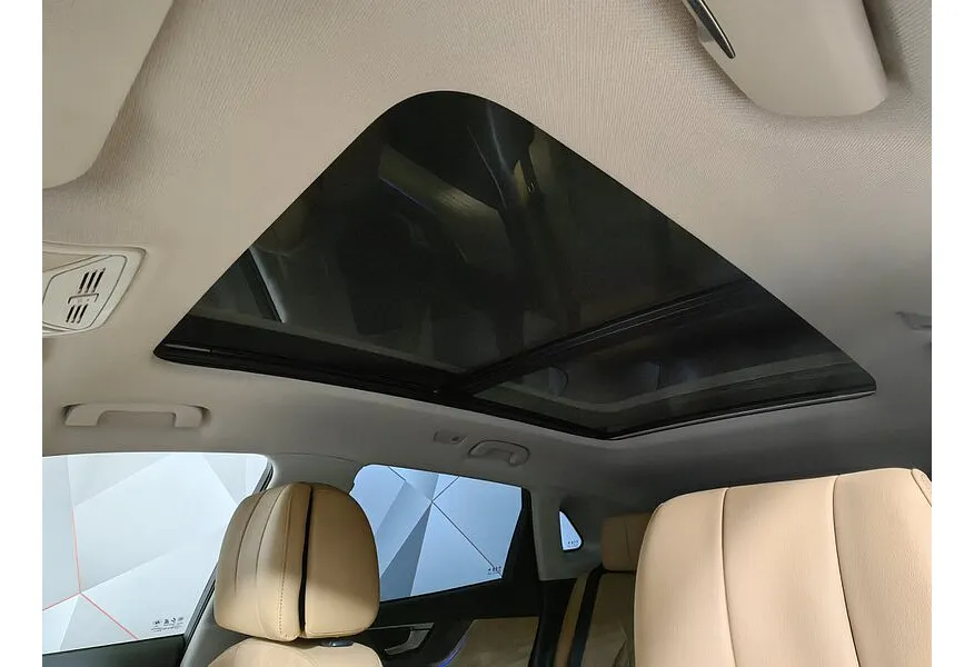 АВИЛОН - Hongqi HS5 2.0T AT 4WD (245 л.с.) Deluxe Фиолетовый - slide 19