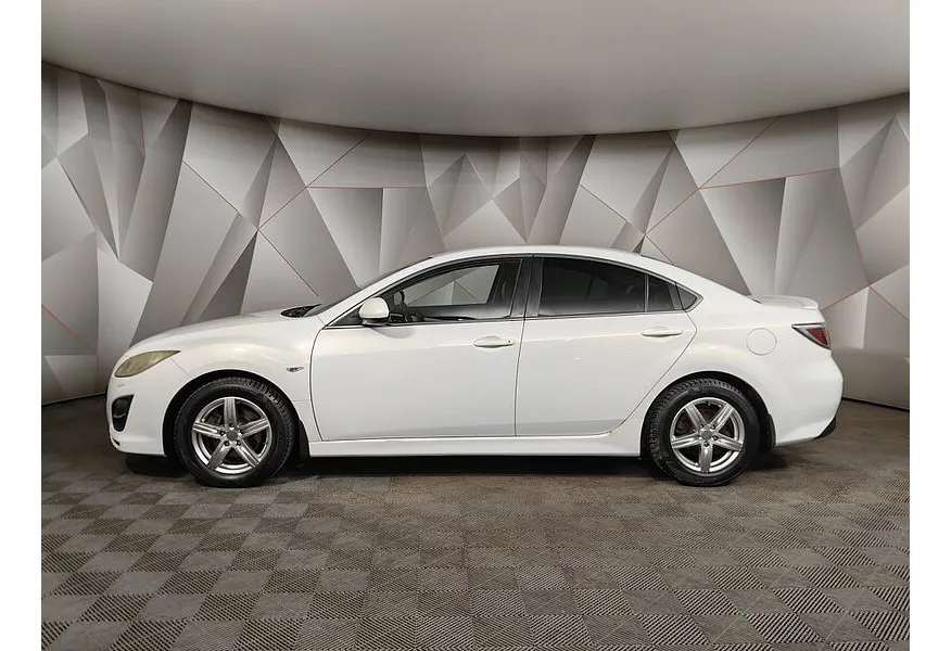 Mazda 6 2.0 SKYACTIV-G AT (150 л.с.) Белый в АВИЛОН. Слайд №5