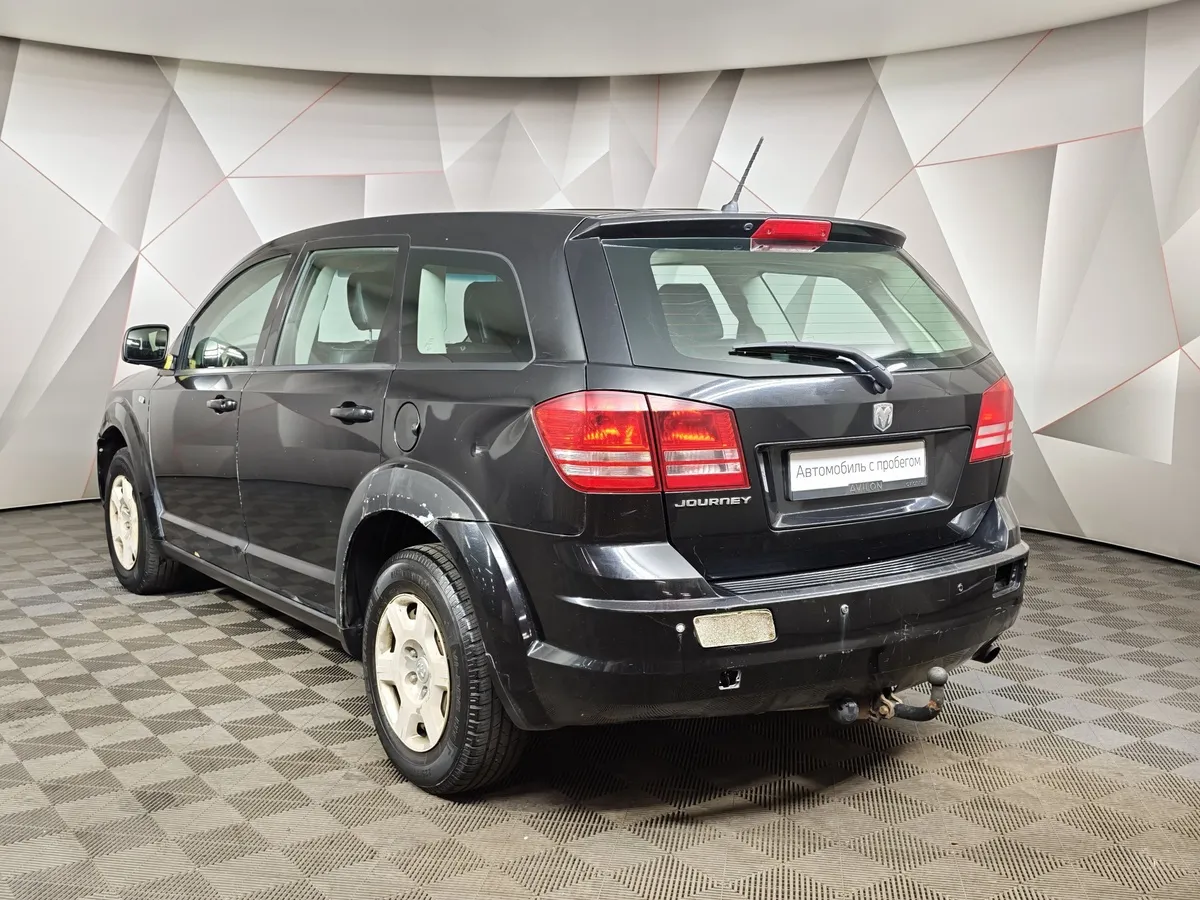 Dodge Journey 2.4 AT (170 л.с.) Черный в АВИЛОН. Слайд №4