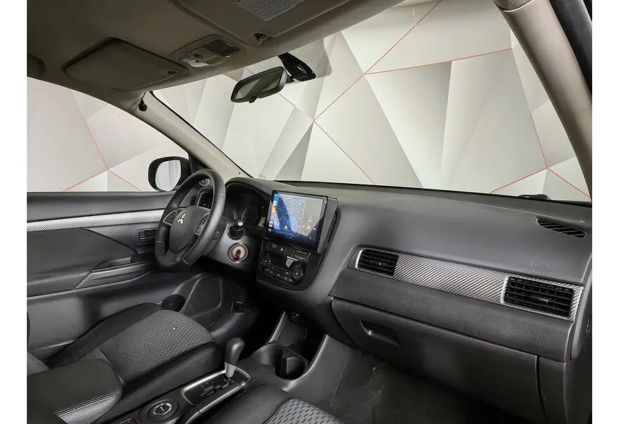 АВИЛОН - Mitsubishi Outlander 2.0 CVT 4WD (146 л.с.) Черный - slide 12