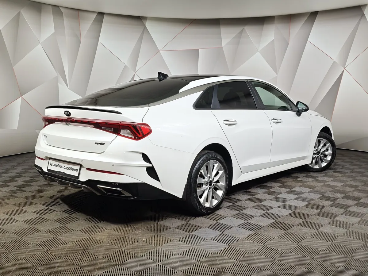 Kia K5 2.5 GDI AT 2WD (194 л.с.) Luxe Белый в АВИЛОН. Слайд №2