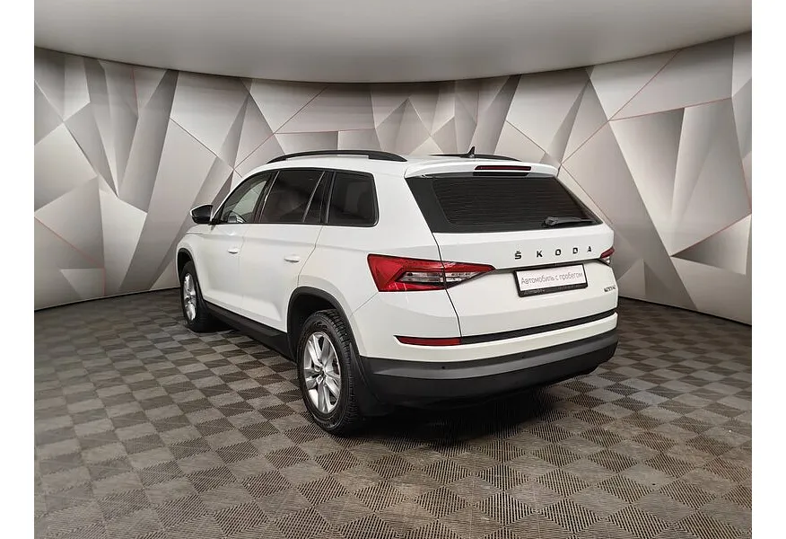 Skoda Kodiaq 1.4 TSI DSG (150 л.с.) Белый в АВИЛОН. Слайд №4
