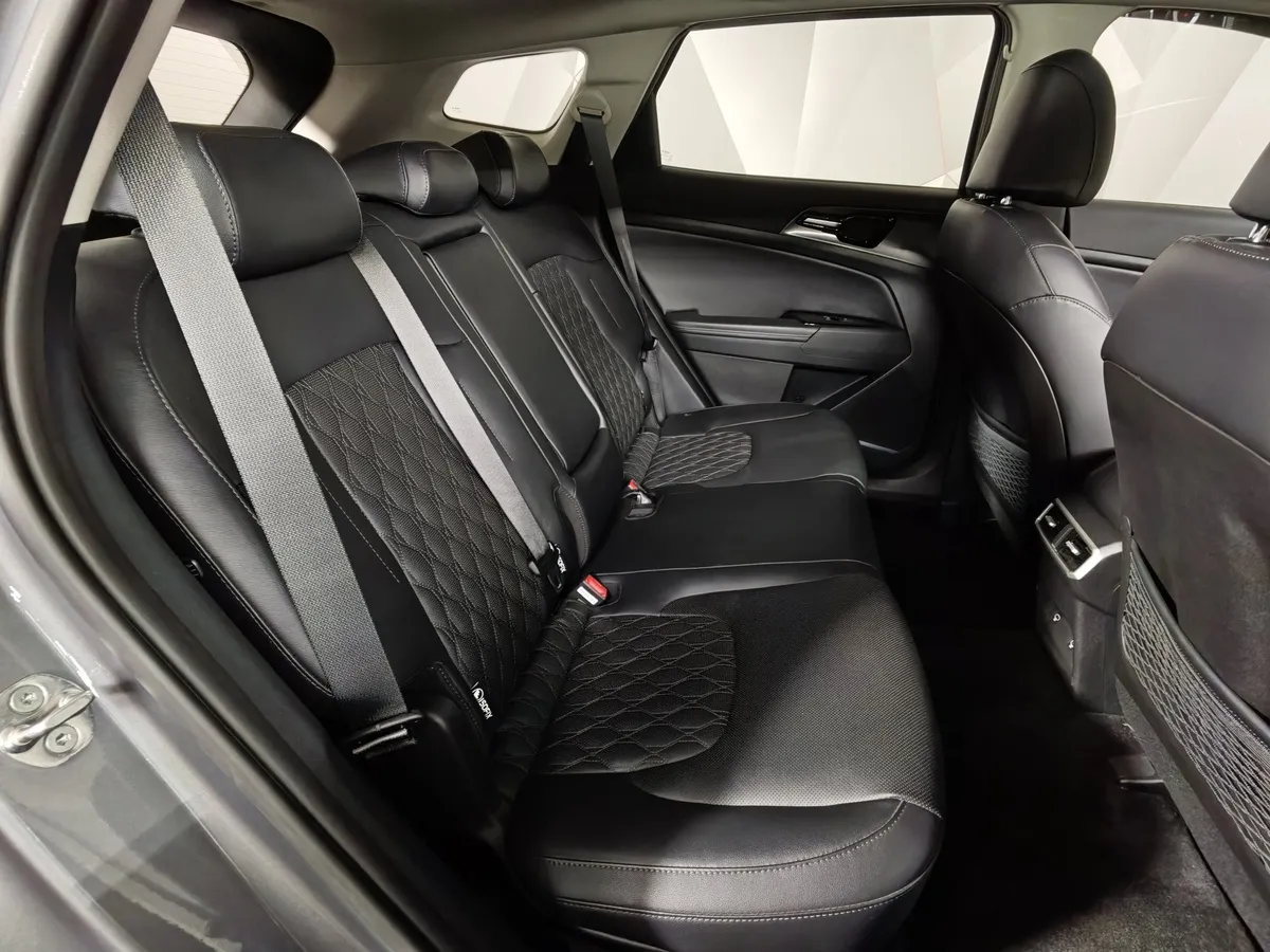 Kia Sportage 2.0 MPI AT AWD (150 л.с.) Luxe Серый в АВИЛОН. Слайд №16